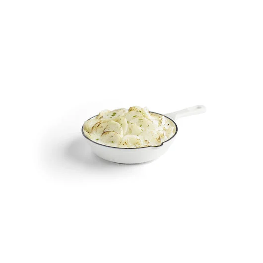 Stouffer's Scalloped Potatoes Tray 72 Ounce Size - 4 Per Case.