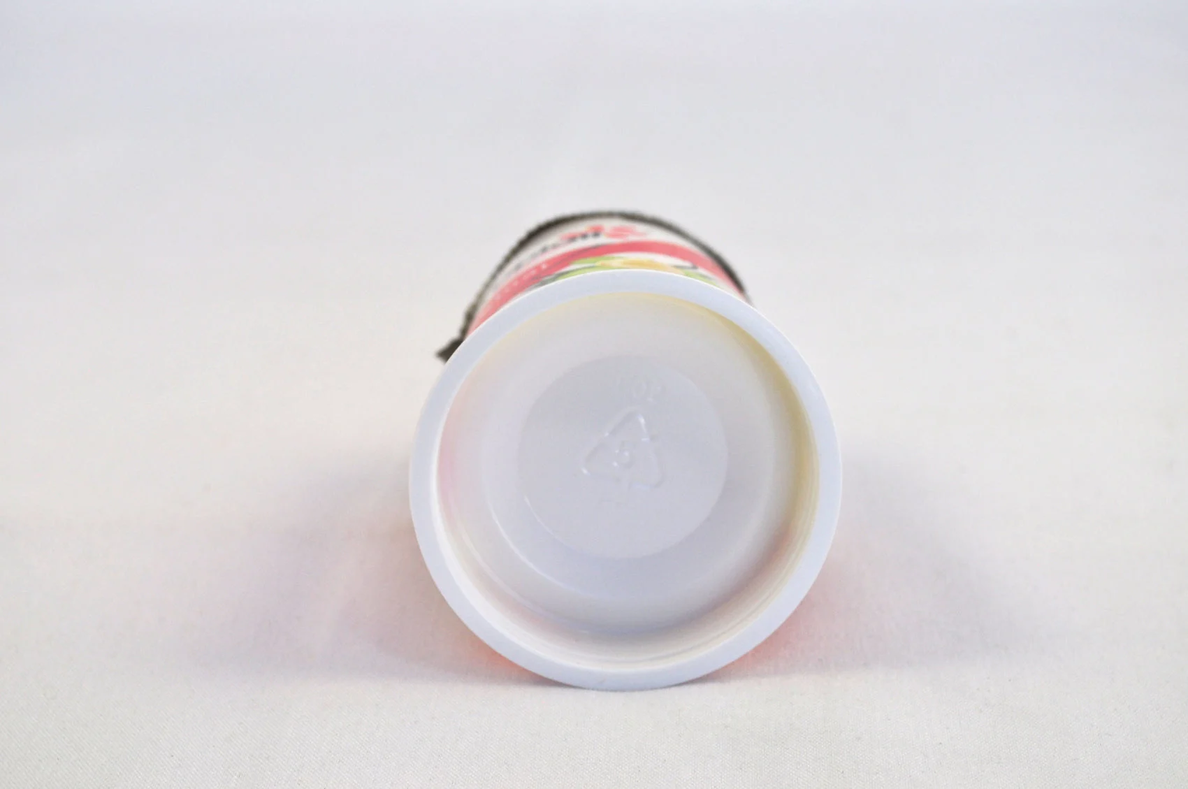 Yoplait Original Yogurt Single Serve Cup French Vanilla 6 Ounce Size - 12 Per Case.