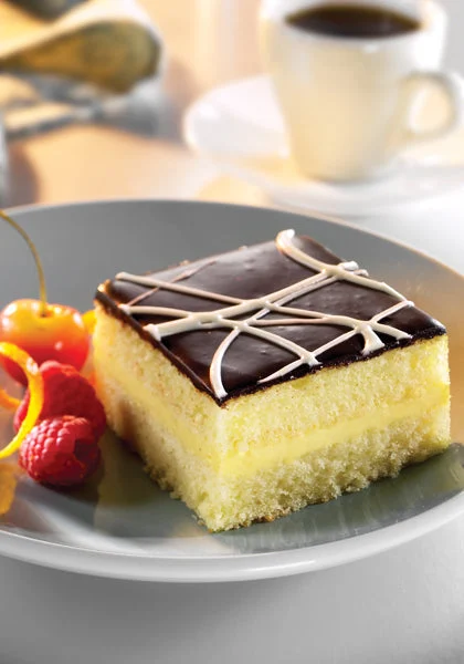 The Original Cakerie Layer (2 Inch x6 Inch ) Boston Cream Cake Uncut 101 Ounce Size - 2 Per Case.