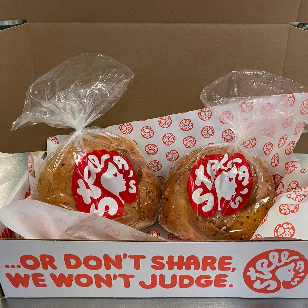 "The Original Hot & Spicy Cheese Bread"™ Gift Box - 2 Pack