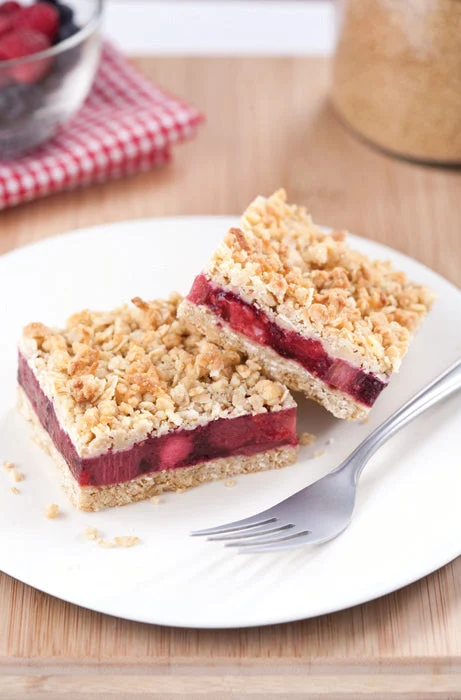 The Original Cakerie (2 Inch x6 Inch ) Tripleberry Crumble Uncut 110 Ounce Size - 2 Per Case.