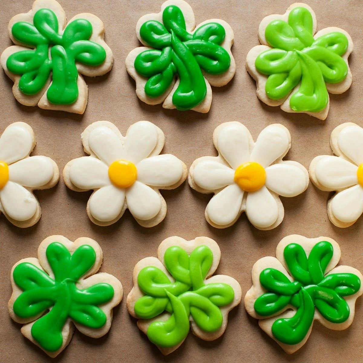 Daisy + Shamrock Sugar Cookies - 10 Pack