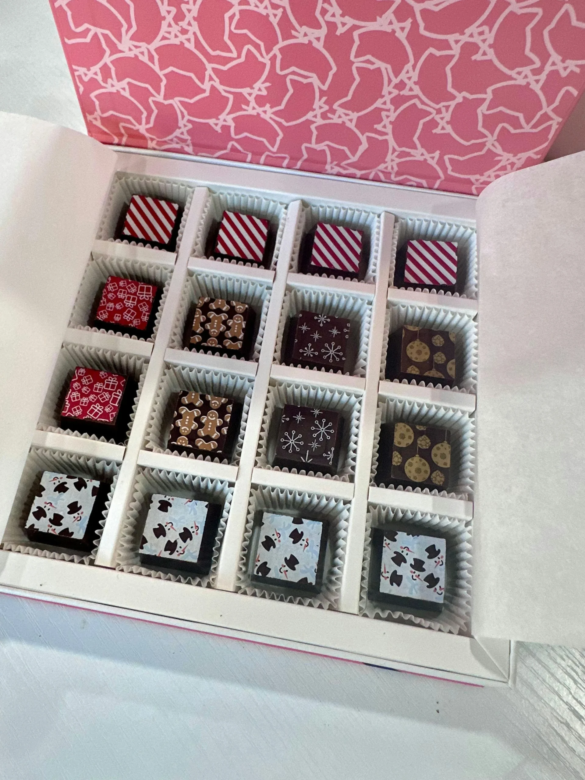 Christmas Bonbon Gift Box - 16 Pieces