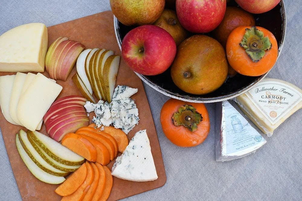 Organic Mixed Fruit & Cheese Gift Box